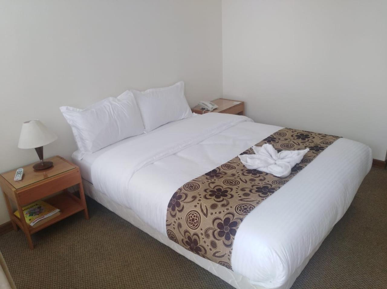 Hotel Casa La Riviera Bogotá Esterno foto