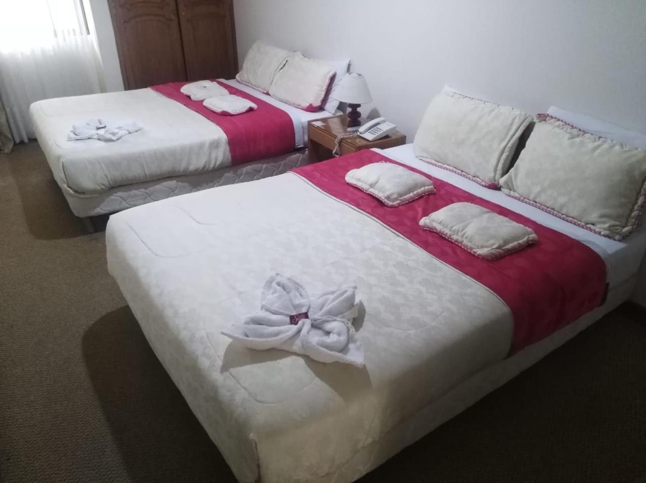 Hotel Casa La Riviera Bogotá Esterno foto